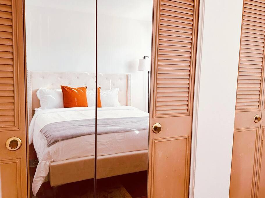 Charming 3br Retreat Near Disneyland Downtown La! *