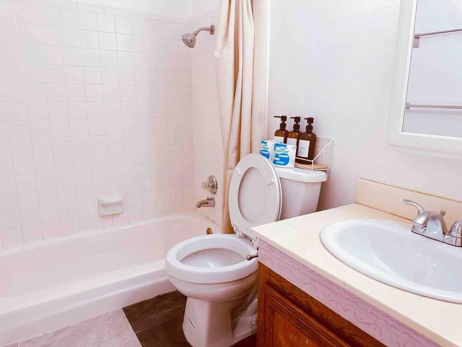 Apartment Charming 3br Retreat Near Disneyland Downtown La! Rowland Heights